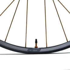 Whisp Carbon SOLiX
