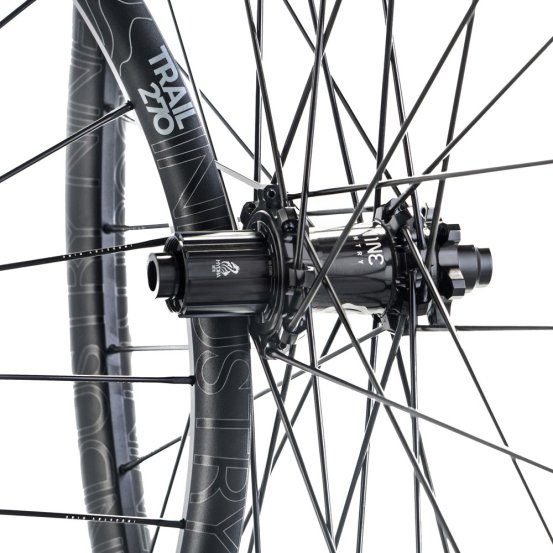 TRAIL 270 32H black