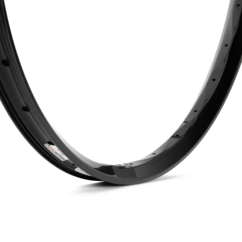 Ráfek Triad Carbon