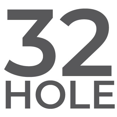 32 HOLE logo